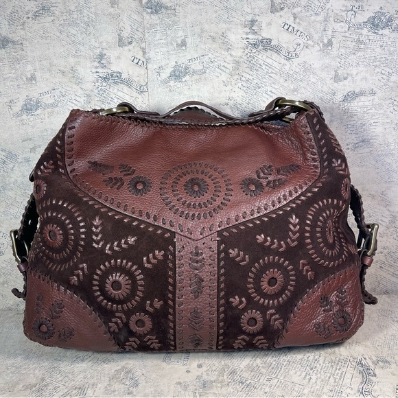 Isabella Fiore Suede Leather Woven Hobo Shoulder Bag - Picture 9 of 15